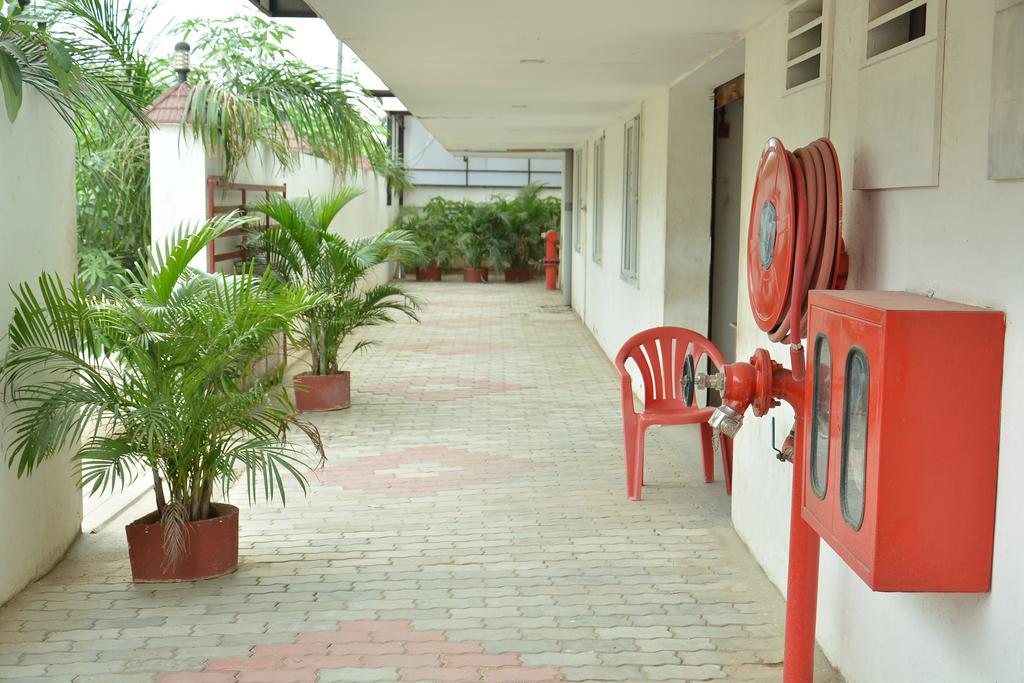 Hotel Palmyra Grand Suite - Tirunelveli Exteriér fotografie